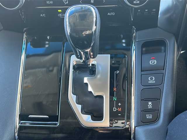 トヨタ アルファード S Cパッケージ 三重県 2016(平28)年 5.8万km ブラック 禁煙/ALPINEナビ/ALPINE後席モニター/サンルーフ/バックカメラ/本革シート/ETC/両側パワースライドドア/前後クリアランスソナー/AC100V/パワーバックドア/ステアヒーター/シートヒーター/パワーシート/メモリーシート/USB給電/LEDオートライト/電動格納ミラー