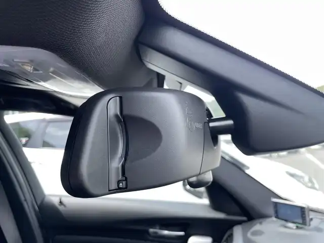 ＢＭＷ Ｍ１３５ｉ 愛媛県 2015(平27)年 5.1万km アルピンホワイトⅢ ビルシュタイン車高調/カーボンリップスポイラー/カーボンリアディフューザー/アドバンレーシング18インチアルミ/GruppeM ラムエアシステム/arc タワーバー/arc スタビライザー/純正HDDナビ/Bluetooth/DVD/USB/MSV/前席パワーシート（メモリ付）/バックカメラ /リアクリアランスソナー /ビルトインETC