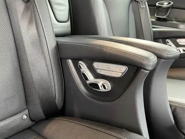 メルセデス・ベンツ Ｍ・ベンツ Ｖ２２０ d AVG ロング AMGライン 千葉県 2021(令3)年 0.6万km オブシディアンブラックM ワンオーナー/ACC/BSM/LKA/全席シートヒーター/　・2列目のみエアシート/オットマン/純正ナビ/　・フルセグTV/Blue Tooth/USBタイプC/パドルシフト/リアフォグライト/アンビエントライト/ETC2.0/前後コーナーセンサー/全方位カメラ/前後ドラレコ/取説/保証書/スペアキー