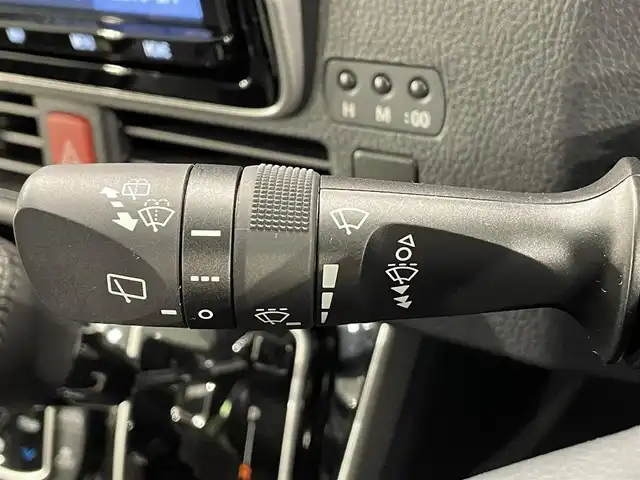 トヨタ ヴォクシー ZS 煌Ⅲ 愛知県 2021(令3)年 4.1万km ブラック 純正9インチナビ/トヨタセーフティセンス/衝突軽減ブレーキ/両側電動スライドドア/ビルトインETC/LEDヘッドライト/バックカメラ/クルーズコントロール/フルセグTV/Bluetooth/コーナーセンサー/レーンキープアシスト/オートハイビーム/プッシュスタート/スマートキー/スペアキー/CD/DVD再生/アイドリングストップ/ミュージックサーバー/純正フロアマット/純正アルミホイール/オートライト/禁煙車/7人乗り/後期モデル/ハーフレザーシート/ウィンカーミラー/電動格納ミラー/フォグランプ/シートバックテーブル/ステアリングリモコン/パーキングサポートブレーキ/先行車発進告知/Wエアコン/ISOFIX