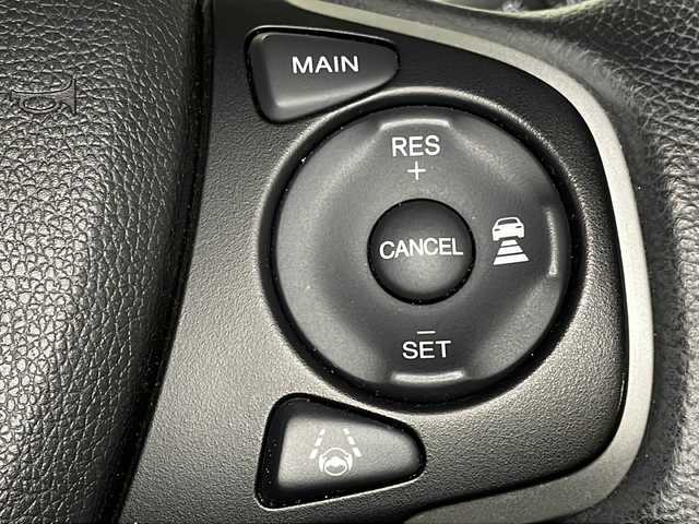 ホンダ フリード G ホンダセンシング 広島県 2017(平29)年 5.5万km クリスタルブラックパール 純正ナビ/後席フリップダウンモニター/バックカメラ/両側パワースライドドア/レーダークルーズコントロール/ＥＴＣ/ドラレコ/フルセグ/衝突軽減/レーンキープ/ＬＥＤヘッドライト/踏み間違い防止/オートライト/エアバッグ(運転席/助手席)/純正15インチアルミホイール(185/65/R15)