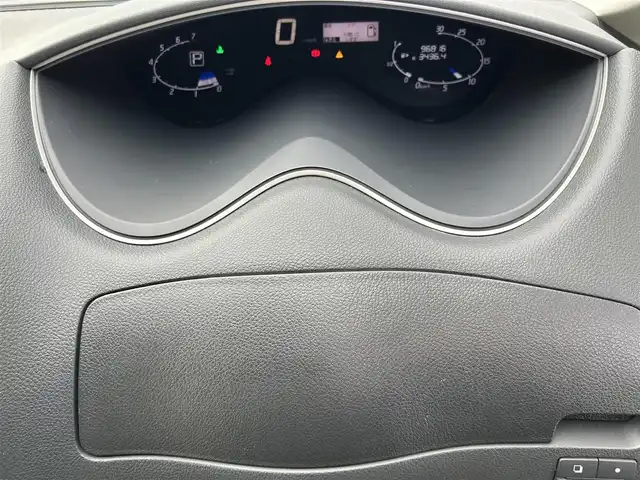 日産 セレナ 20G Sハイブリッド 長崎県 2013(平25)年 9.7万km ブリリアントホワイトパール 社外８インチSDナビ/CD/BT/ワンセグTV/バックカメラ/クルーズコントロール/両側パワースライドドア/ETC/アイドリングストップ/ロールサンシェード/ドライブレコーダー（前後）/純正１５インチホイール