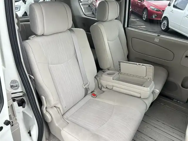 日産 セレナ 20G Sハイブリッド 長崎県 2013(平25)年 9.7万km ブリリアントホワイトパール 社外８インチSDナビ/CD/BT/ワンセグTV/バックカメラ/クルーズコントロール/両側パワースライドドア/ETC/アイドリングストップ/ロールサンシェード/ドライブレコーダー（前後）/純正１５インチホイール