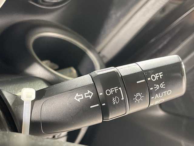 ホンダ Ｎ ＢＯＸ カスタム G Lパッケージ 福岡県 2013(平25)年 9.5万km プレミアムゴールドパープルパール ・純正ナビ　/（ＣＤ　ＤＶＤ　ＳＤ）　/・ワンセグＴＶ　/・バックカメラ　/・ＥＴＣ　/・横滑り防止　/・片側パワスラ　/・純正フロアマット　/・純正１４インチアルミ　/・ドアバイザー　/・ステアリングスイッチ　/・オートライト/・キセノンヘッドライト