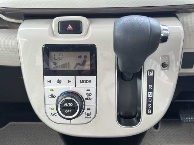 ダイハツ ムーヴ キャンバス X LTD メイクアッフ SA Ⅱ 岐阜県 2017(平29)年 6.5万km パールホワイトⅢ/ナチュラルベージュマイカメタリック 2トーン /ワンオーナー//純正7インチナビ/(CD/DVD/SD/USB/HDMI/BT/TV)//両側パワースライドドア//衝突被害軽減ブレーキ//横滑り防止装置//アイドリングストップ//純正フロアマット//純正ドアバイザー//オートライト//ステアリングスイッチ//プッシュスタート&スマートキー//スペアキー×1//ETC