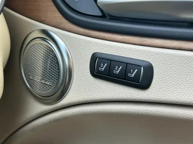 アルファロメオ ステルヴィオ 2.0ターボ Q4 ラグジュアリーパッケージ 茨城県 2019(平31)年 4.4万km 青 ワンオーナー　/ｈａｒｍａｎ／ｋａｒｄｏｎ　/衝突軽減Ｂ　/ＡＣＣ　/ＬＫＡ　/ＢＳＭ　/Ｂカメラ　/パークセンサー　/ベージュ革　/シートヒーター　/Ｍ付ＰＷシート/ステアリングヒーター　/ＰＷテールゲート　/ＣａｒＰｌａｙ/BT/USB　/前後ドラレコ　/ＥＴＣ/禁煙車