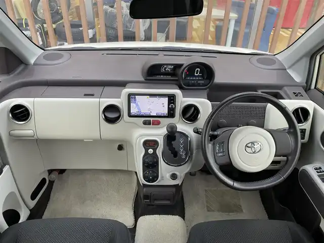 トヨタ ポルテ G 鳥取県 2016(平28)年 8.3万km クリームベージュ (株)IDOMが運営する【じしゃロン鳥取店】の自社ローン専用車両になります。こちらは現金またはオートローンご利用時の価格です。自社ローンご希望の方は別途その旨お申付け下さい/純正ナビ（NS2T-W66T）/・フルセグTV/・AM/FM/・CD/DVD/・Bluetooth接続/バックカメラ/HIDオートライト/D席シートヒーター/片側パワースライドドア/トヨタセーフティセンス/アイドリングストップ/プッシュスタート/ETC