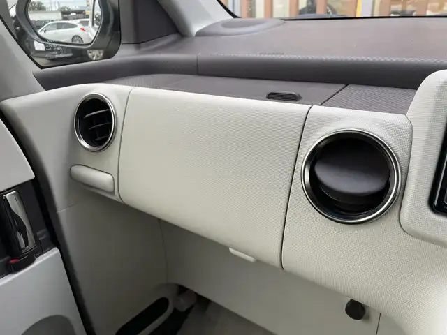 トヨタ ポルテ G 鳥取県 2016(平28)年 8.3万km クリームベージュ (株)IDOMが運営する【じしゃロン鳥取店】の自社ローン専用車両になります。こちらは現金またはオートローンご利用時の価格です。自社ローンご希望の方は別途その旨お申付け下さい/純正ナビ（NS2T-W66T）/・フルセグTV/・AM/FM/・CD/DVD/・Bluetooth接続/バックカメラ/HIDオートライト/D席シートヒーター/片側パワースライドドア/トヨタセーフティセンス/アイドリングストップ/プッシュスタート/ETC