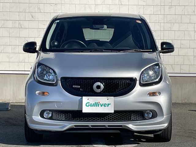 スマート ＭＣＣ スマート BRABUS エクスクルーシブ 茨城県 2019(令1)年 2.6万km シルバー パノラマガラスル-フ /本革 /シートヒーター /フロ-ティングナビ /12セグ /BT /DVD/CD /バックカメラ /パ-キングセンサ-/衝突警告 /レ-ンアシスト /クル-ズコントロ-ル /ETC /パドルシフト /純正17inアルミホイ-ル /オ-トライト /禁煙車