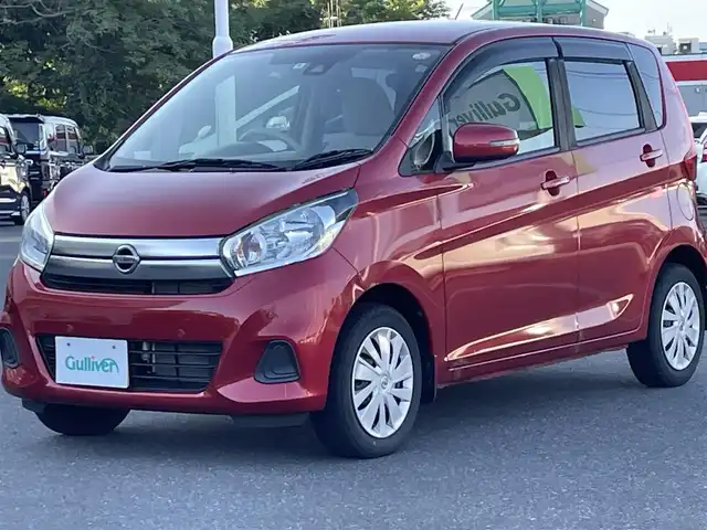 日産 デイズ X 青森県 2018(平30)年 3万km スパークリングレッドM ４WD/社外ナビ/フルセグTV/CD/DVD/BT/D席シートヒーター/プッシュスタ―ト/スマートキー×２/横滑り防止装置/衝突被害軽減ブレーキ/電動格納ミラー/パワーウインドウ/純正フロアマット