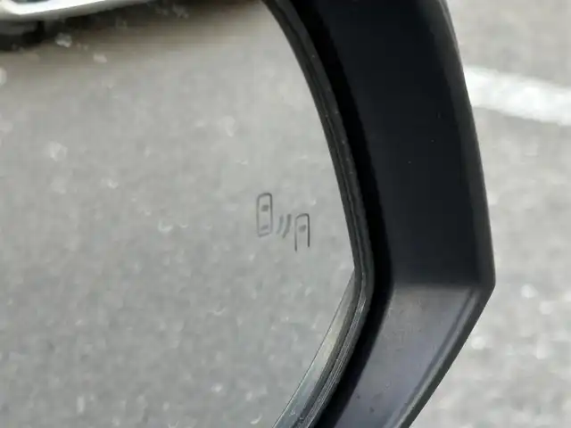 トヨタ ＲＡＶ４ アドベンチャー 大分県 2023(令5)年 5.4万km グレーメタリック ・ナビ(USB/BT/Miracast/CarPlay)/・バックカメラ/・フルセグテレビ/・ETC 2.0/・ドライブレコーダー/・プリクラッシュセーフティ/・ブラインドスポットモニター/・コーナーセンサー/・レーンキープアシスト/・ステアリングヒーター/・ブレーキホールド/・オートハイビーム/・パワーシート/・シートヒーター/・エアシート/・シートメモリー/・純正アルミホイール