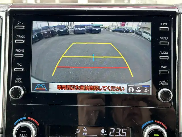 トヨタ グランエース プレミアム 群馬県 2021(令3)年 5.7万km ホワイトパールクリスタルシャイン セーフティセンス/純正フリップダウンモニター/純正8インチディスプレイオーディオ（ナビ機能付き）/　　CD/DVD/BT/USB/Miracast/パノラミックビューモニター/両側パワースライドドア/レーダークルーズコントロール/LEDオートライト/オートハイビーム/レザーシート/全席シートヒーター/全席パワーシート/社外17インチAW/コーナーセンサー/ブラインドスポットモニター/デジタルインナーミラー/レーンアシスト/ステアリングスイッチ/オートリトラクタブルミラー/アイドリングストップ/横滑り防止装置/サイド・カーテンエアバッグ/スマートキー/ビルトインETC2.0