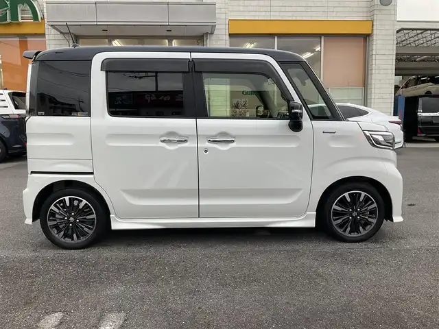 スズキ スペーシア カスタム HYBRID XS ターボ 滋賀県 2020(令2)年 4.7万km ピュアホワイトパール/ブラック2トーン ターボ車/スズキセーフティサポート/パナソニック7インチナビ/Bluetooth、CD、DVD、フルセグテレビ/バックカメラ/360°ドライブレコーダー/両側パワースライドドア/ETC/ハーフレザーシート/前席シートヒーター/純正15インチアルミホイール/スペアキー有り/取扱説明書/保証書