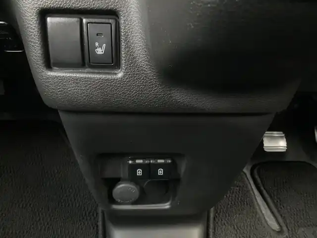 スズキ スペーシア カスタム HYBRID XS ターボ 滋賀県 2020(令2)年 4.7万km ピュアホワイトパール/ブラック2トーン ターボ車/スズキセーフティサポート/パナソニック7インチナビ/Bluetooth、CD、DVD、フルセグテレビ/バックカメラ/360°ドライブレコーダー/両側パワースライドドア/ETC/ハーフレザーシート/前席シートヒーター/純正15インチアルミホイール/スペアキー有り/取扱説明書/保証書