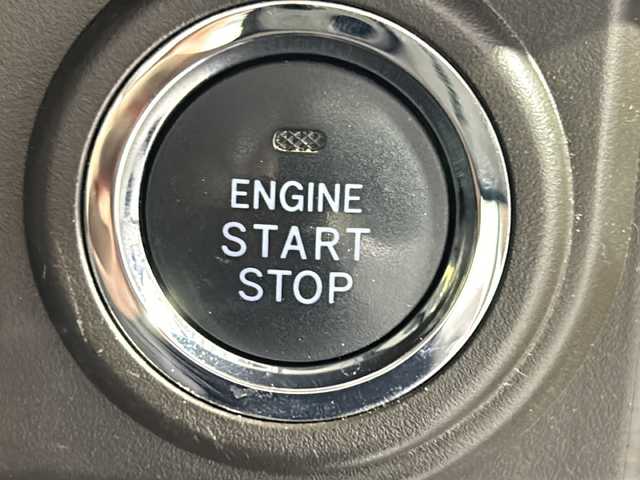 トヨタ ルーミー G 沖縄県 2020(令2)年 7万km パールホワイトⅢ 禁煙車/県外仕入れ/純正ナビ/【CD/DVD/フルセグTV/BT】/全方位カメラ/バックカメラ/ETC/両側パワースライドドア/衝突被害軽減ブレーキ/クリアランスソナー/横滑り防止装置/LEDヘッドライト/オートライト/スマートキー