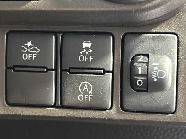 トヨタ ルーミー G 沖縄県 2020(令2)年 7万km パールホワイトⅢ 禁煙車/県外仕入れ/純正ナビ/【CD/DVD/フルセグTV/BT】/全方位カメラ/バックカメラ/ETC/両側パワースライドドア/衝突被害軽減ブレーキ/クリアランスソナー/横滑り防止装置/LEDヘッドライト/オートライト/スマートキー