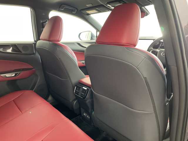 レクサス ＮＸ 350h 兵庫県 2024(令6)年 0.1万km ソニッククロム ・純正14インチディスプレイナビTV・BT・USB・MiraCast/・アラウンドビューモニター/・レーンディパーチャーアラート/・クリアランスソナー/・パーキングサポートブレーキ/・ブラインドスポットモニター/・安心降車アシスト/。リアクロストラフィックアラート/・リアカメラディテクション/・ロードサインアシスト/・プロアクティブドライビングアシスト/・ヘッドアップディスプレイ/・レーダークルーズコントロール/・レーントレーシングアシスト/・赤黒コンビレザーシート/・シートヒーター/・シートベンチレーション/・パワーシート/・パワーバックドア/・ステアリングヒーター/・前後ドライブレコーダー/・ビルトインETC2.0/・パドルシフト/・LEDオートライト/・フォグランプ/・オートマチックハイビーム/・ステアリングリモコン/・オートワイパー/・電子パーキングブレーキ/・ブレーキホールド/・純正18インチアルミホイール/・純正フロアマット/・W+サイドエアバック/・カーテンエアバック/・スマートキー/・プッシュスタート