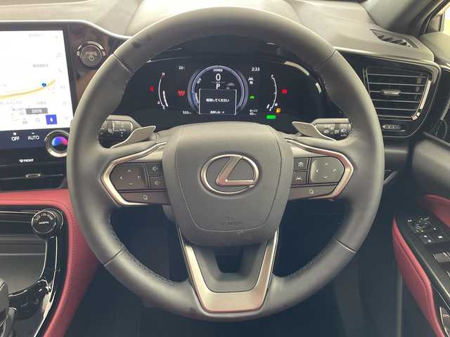 レクサス ＮＸ 350h 兵庫県 2024(令6)年 0.1万km ソニッククロム ・純正14インチディスプレイナビTV・BT・USB・MiraCast/・アラウンドビューモニター/・レーンディパーチャーアラート/・クリアランスソナー/・パーキングサポートブレーキ/・ブラインドスポットモニター/・安心降車アシスト/。リアクロストラフィックアラート/・リアカメラディテクション/・ロードサインアシスト/・プロアクティブドライビングアシスト/・ヘッドアップディスプレイ/・レーダークルーズコントロール/・レーントレーシングアシスト/・赤黒コンビレザーシート/・シートヒーター/・シートベンチレーション/・パワーシート/・パワーバックドア/・ステアリングヒーター/・前後ドライブレコーダー/・ビルトインETC2.0/・パドルシフト/・LEDオートライト/・フォグランプ/・オートマチックハイビーム/・ステアリングリモコン/・オートワイパー/・電子パーキングブレーキ/・ブレーキホールド/・純正18インチアルミホイール/・純正フロアマット/・W+サイドエアバック/・カーテンエアバック/・スマートキー/・プッシュスタート