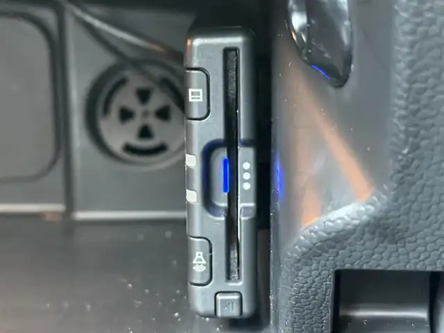 ＭＩＮＩ ミニ クーパー D 静岡県 2021(令3)年 2万km ミッドナイト・ブラック・メタリック ペッパーパッケージ/・ストレージコンパートメントパッケージ/・MINIエキサイトメントパッケージ/・レインセンサー/・ライトパッケージ/・コンフォートアクセスシステム/MINIコネクト/(Bluetooth/USB)/インテリジェントセーフティ/バックカメラ/PDC/ETC/フロアマット/純正15インチアルミホイール/フロントフォグランプ/保証書/取扱説明書/スペアキー