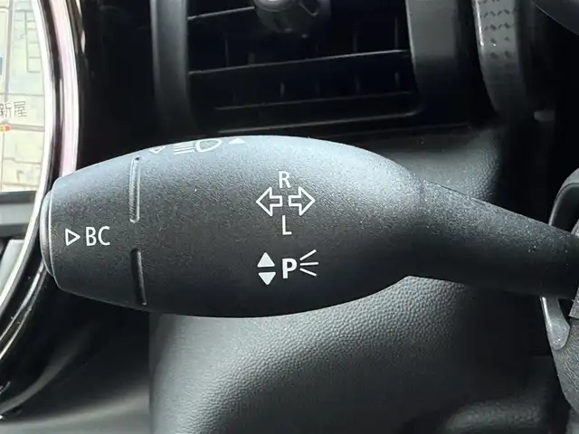 ＭＩＮＩ ミニ クーパー D 静岡県 2021(令3)年 2万km ミッドナイト・ブラック・メタリック ペッパーパッケージ/・ストレージコンパートメントパッケージ/・MINIエキサイトメントパッケージ/・レインセンサー/・ライトパッケージ/・コンフォートアクセスシステム/MINIコネクト/(Bluetooth/USB)/インテリジェントセーフティ/バックカメラ/PDC/ETC/フロアマット/純正15インチアルミホイール/フロントフォグランプ/保証書/取扱説明書/スペアキー