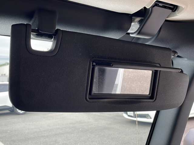 クライスラー・ジープ ジープ ラングラー アンリミテッド スポーツ 山口県 2016(平28)年 7.5万km 白 社外メモリナビ/Ｂｌｕｅｔｏｏｔｈ/フルセグＴＶ/ＨＩＤヘッドライト/リモコンキー/クルーズコントロール/ＥＴＣ/オートエアコン/横滑り防止装置/純正１７インチアルミホイール/背面タイヤ/サイドカメラ/ヒルディセントコントロール/保証書・取説/スペアキー1本