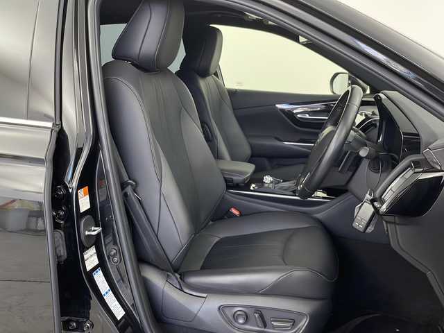 トヨタ クラウン ハイブリッド G－エグゼクティブ Four 愛知県 2019(平31)年 3.5万km プレシャスブラックパール /禁煙//4WD//メーカーナビ//AM/FM/CD/DVD/BD/BT/フルセグ//バックカメラ//ETC//Toyota Safety Sense//プリクラッシュセーフティ//レーントーシングアシスト//レーダークルーズコントロール//ロードサインアシスト//オートハイビーム//ブラインドスポットモニター//パーキングサポートブレーキ//リヤクロストラフィックアラート//先行車発進告知//インテリジェントクリアランスソナー//デジタルインナーミラー//AC100V//カラーヘッドアップディスプレイ//純正18インチAW//本革シート//前席パワーシート//前席シートヒーター、エアシート//三眼LEDヘッドライト//オートライト//フォグランプ//電動格納ウィンカーミラー//センターデフロック//電動パーキングブレーキ//ブレーキホールド//ドライブモード//SPORT/NORMAL/ECO//プッシュスタート//スマートキー//スペアキー//横滑り防止装置//nanoe//リヤサンシェード//純正フロアマット//純正ドアバイザー