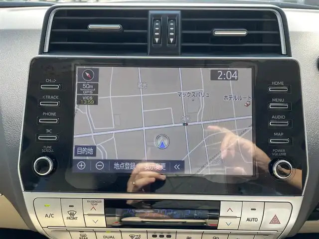トヨタ ランドクルーザー プラド TX Lパッケージ 山口県 2023(令5)年 2.2万km ホワイトパールクリスタルシャイン ワンオーナー車/ベージュレザーシート/サンルーフ/純正ナビ/Bluetooth/Miracast/全周囲カメラ/前席パワーシート/前席シートヒーター/前席ベンチレーション/クルーズコントロール/オートマチックハイビーム/LEDヘッドライト/LEDフォグライト/オートライト/スマートキー＆プッシュスタート/レーンキープアシスト/社外前後ドライブレコーダー/社外17インチAW（ジオランダータイヤ）/純正アルミ付スタッドレスタイヤ車載/社外クラッツィオフロアマット（純正車載）/ルーフレール/保証書・取説/スペアキー1個