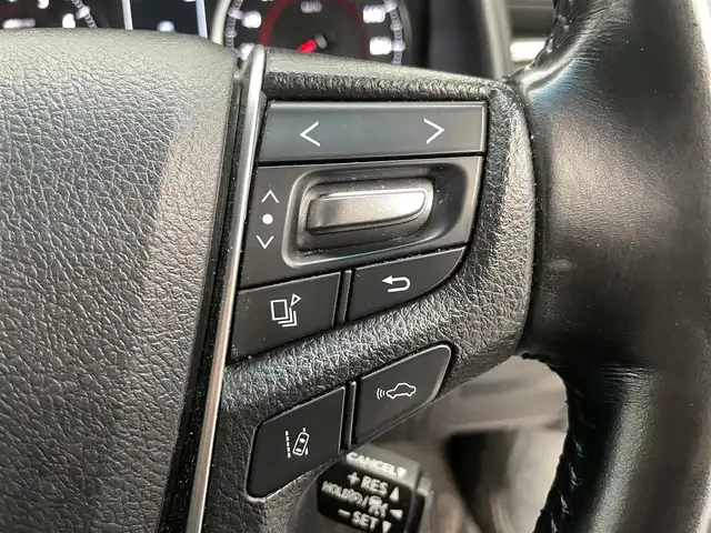 トヨタ ヴェルファイア Z ゴールデンアイズ 鹿児島県 2020(令2)年 6.1万km ブラック 純正ナビ機能付きディスプレイオーディオ/(Bluetooth.AppleCarPlay.AndroidAuto.CD.DVD)/バックカメラ/トヨタセーフティセンス/　・クルーズコントロール(追従走行あり)/　・レーンキープアシスト/　・プリクラッシュセーフティ/　・先行車発進お知らせ機能/フリップダウンモニター/両側パワースライドドア/パワーバックドア/オットマン/前後コーナーセンサー/ETC/純正フロアマット/純正アルミホイール/LEDヘッドライト/電動格納ミラー/ステアリングリモコン