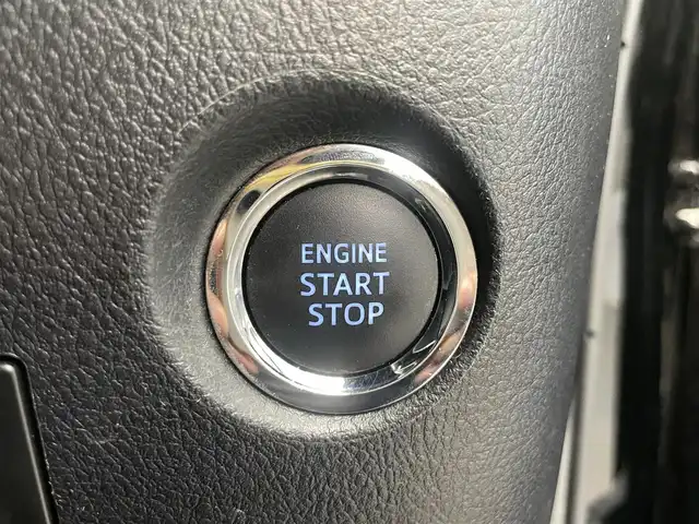 トヨタ ヴェルファイア Z ゴールデンアイズ 鹿児島県 2020(令2)年 6.1万km ブラック 純正ナビ機能付きディスプレイオーディオ/(Bluetooth.AppleCarPlay.AndroidAuto.CD.DVD)/バックカメラ/トヨタセーフティセンス/　・クルーズコントロール(追従走行あり)/　・レーンキープアシスト/　・プリクラッシュセーフティ/　・先行車発進お知らせ機能/フリップダウンモニター/両側パワースライドドア/パワーバックドア/オットマン/前後コーナーセンサー/ETC/純正フロアマット/純正アルミホイール/LEDヘッドライト/電動格納ミラー/ステアリングリモコン