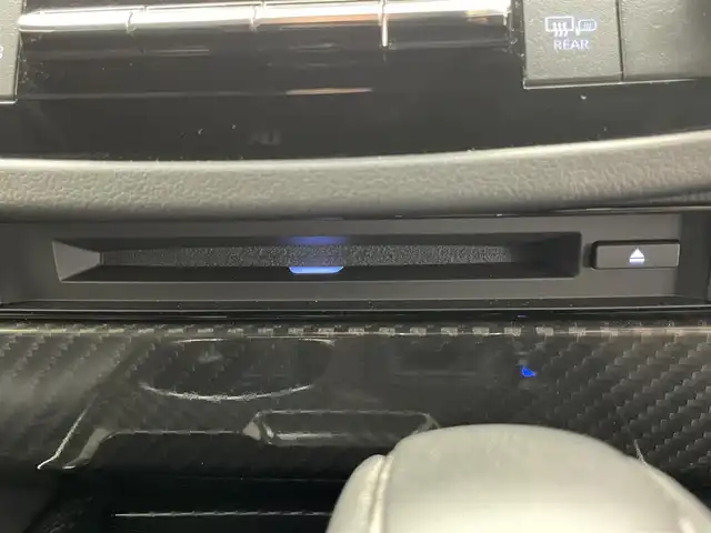 トヨタ クラウン ハイブリッド RS アドバンス 愛知県 2022(令4)年 5.1万km プレシャスホワイトパール 後期型　純正１２．３型ナビ　全方位カメラ　禁煙　デジタルインナーミラー　全周囲ドラレコ　黒革　セーフティセンス　衝突軽減　追従クルコン　ＢＳＭ　フルセグＴＶ　ＤＶＤ　ＡＣ１００Ｖ　シートヒータ　ＥＴＣ2.0 コーナーセンサー　パワーシート　オートハイビーム　LEDオートライト　フォグランプ　