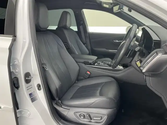 トヨタ クラウン ハイブリッド RS アドバンス 愛知県 2022(令4)年 5.1万km プレシャスホワイトパール 後期型　純正１２．３型ナビ　全方位カメラ　禁煙　デジタルインナーミラー　全周囲ドラレコ　黒革　セーフティセンス　衝突軽減　追従クルコン　ＢＳＭ　フルセグＴＶ　ＤＶＤ　ＡＣ１００Ｖ　シートヒータ　ＥＴＣ2.0 コーナーセンサー　パワーシート　オートハイビーム　LEDオートライト　フォグランプ　