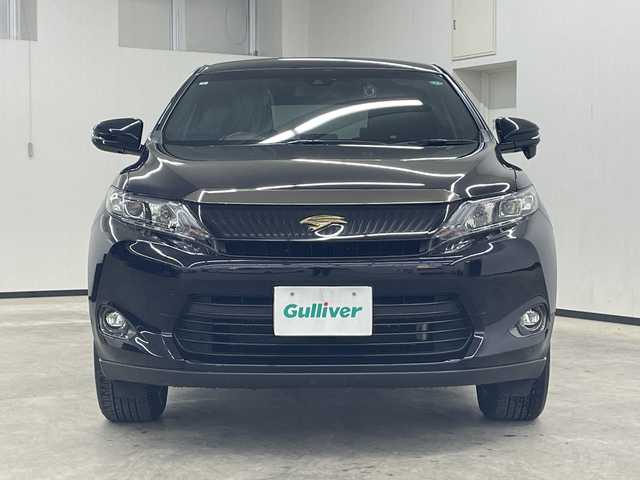 トヨタ ハリアー プレミアム 長崎県 2017(平29)年 2.6万km スパークリングブラックパールクリスタルシャイン 社外メモリナビ/ ECLIPSE/ AVN-Z05iW/フルセグテレビ/バックカメラ/Bluetooth接続/ミュージックサーバー/レーンディバーチャーアラート/ナノイー/電格ミラー/オートリトラミラー/LEDフォグ/ステアリングリモコン/ドアバイザー