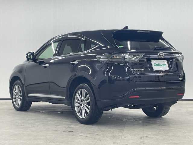 トヨタ ハリアー プレミアム 長崎県 2017(平29)年 2.6万km スパークリングブラックパールクリスタルシャイン 社外メモリナビ/ ECLIPSE/ AVN-Z05iW/フルセグテレビ/バックカメラ/Bluetooth接続/ミュージックサーバー/レーンディバーチャーアラート/ナノイー/電格ミラー/オートリトラミラー/LEDフォグ/ステアリングリモコン/ドアバイザー