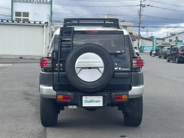 トヨタ ＦＪクルーザー カラーパッケージ 山形県 2010(平22)年 11.1万km ブラック/ホワイト 4WD/純正HDDナビ/　　【CD/DVD/BT/フルセグ/AUX】/バックカメラ/クルーズコントロール/HIDヘッドライト/20インチアルミ/ルーフレール/パークセンサー/ステアリングスイッチ/ETC