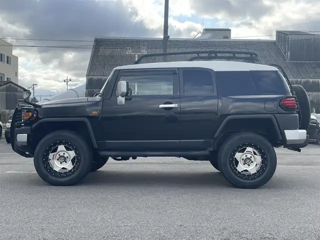 トヨタ ＦＪクルーザー カラーパッケージ 山形県 2010(平22)年 11.1万km ブラック/ホワイト 4WD/純正HDDナビ/　　【CD/DVD/BT/フルセグ/AUX】/バックカメラ/クルーズコントロール/HIDヘッドライト/20インチアルミ/ルーフレール/パークセンサー/ステアリングスイッチ/ETC