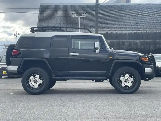 トヨタ ＦＪクルーザー カラーパッケージ 山形県 2010(平22)年 11.1万km ブラック/ホワイト 4WD/純正HDDナビ/　　【CD/DVD/BT/フルセグ/AUX】/バックカメラ/クルーズコントロール/HIDヘッドライト/20インチアルミ/ルーフレール/パークセンサー/ステアリングスイッチ/ETC