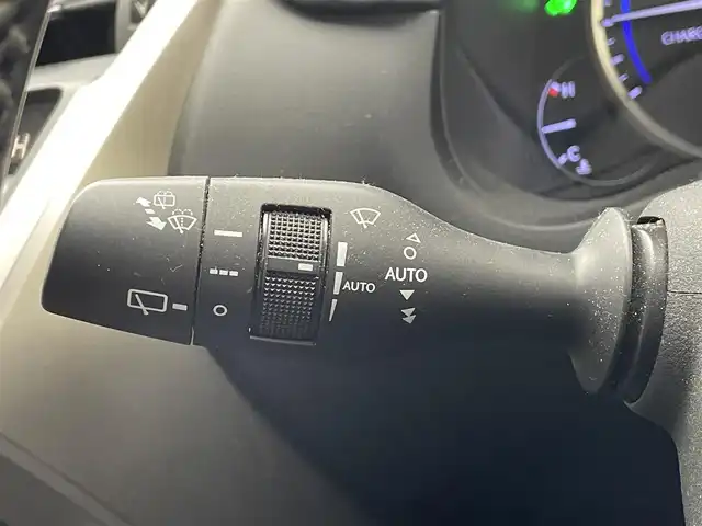 レクサス ＮＸ 300h Iパッケージ 滋賀県 2018(平30)年 8.3万km ソニッククォーツ 純正10.3型ナビ/（CD/DVD/Blu-ray/BT/フルセグTV/SD/USB/AUX）/プリクラッシュセーフティ/レーダークルーズコントロール/レーンディパーチャーアラート/オートマチックハイビーム/モデリスタエアロ（F/S/R）/バックカメラ/ビルトインETC/ドライブレコーダー/レザーシート/前席シートヒーター/ステアリングヒーター/パワーバックドア/パドルシフト/LEDヘッドライト/社外フロアマット/純正18インチAW