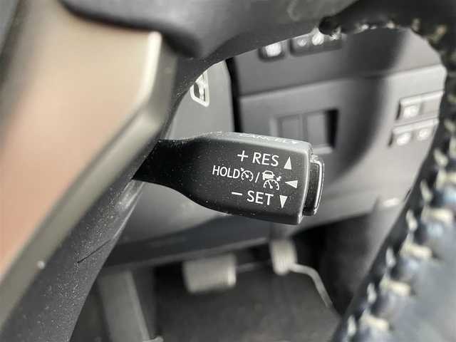 レクサス ＮＸ 300h Iパッケージ 滋賀県 2018(平30)年 8.3万km ソニッククォーツ 純正10.3型ナビ/（CD/DVD/Blu-ray/BT/フルセグTV/SD/USB/AUX）/プリクラッシュセーフティ/レーダークルーズコントロール/レーンディパーチャーアラート/オートマチックハイビーム/モデリスタエアロ（F/S/R）/バックカメラ/ビルトインETC/ドライブレコーダー/レザーシート/前席シートヒーター/ステアリングヒーター/パワーバックドア/パドルシフト/LEDヘッドライト/社外フロアマット/純正18インチAW