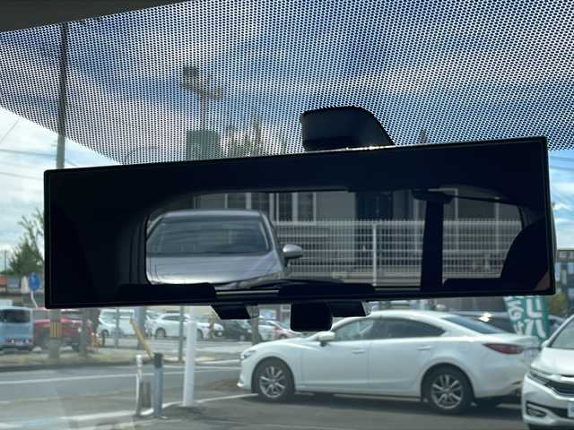 トヨタ アクア S 青森県 2013(平25)年 9.2万km ライムホワイトパールクリスタルシャイン ワンオーナー/社外メモリナビ・フルセグTV/CD・DVD・Bluetooth・SD/前席シートヒーター/ワイパーデアイサー/スマートキー/プッシュスタート/ナノイーエアコン/フォグランプ/社外15インチアルミ/スペアキー/保証書・取説書