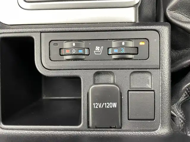 トヨタ ランドクルーザー プラド TX Lパッケージ 富山県 2019(平31)年 4.3万km パール 4WD/モデリスタエアロ/社外ディスプレイオーディオ（CD/DVD/BT）/バックカメラ/黒革シート/レーダークルーズコントロール/衝突被害軽減ブレーキ/クリアランスソナー/レーンキープアシスト/前席パワーシート/前席シートヒーター/エアシート/LEDヘッドライト/オートライト/ラゲッジマット/プッシュスタート/純正フロアマット