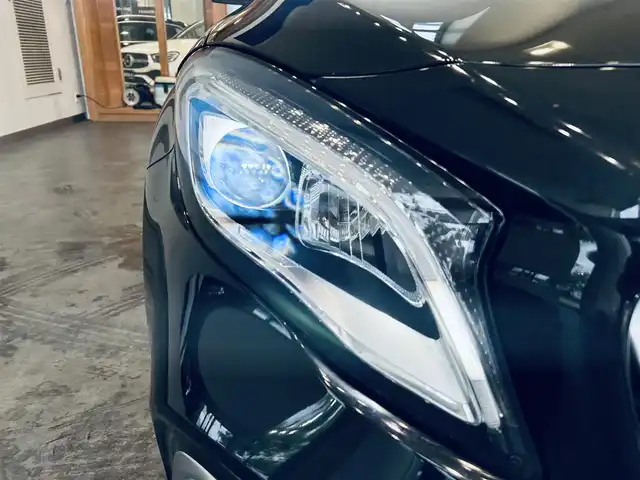 メルセデス・ベンツ ＧＬＡ２２０ 4マチック 大阪府 2019(平31)年 4.1万km コスモスブラック レーダーセーフティP/純正ナビ/バックカメラ/ＴＶ/applecarplay/純正18インチAW/LEDヘッドライト/ACC/ブラインドスポット/電動リアゲート/クリアランスソナー/黒革/シートヒーター/パドルシフト/ルーフレール/ETC/ドラレコ