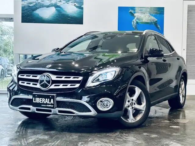 メルセデス・ベンツ ＧＬＡ２２０ 4マチック 大阪府 2019(平31)年 4.1万km コスモスブラック レーダーセーフティP/純正ナビ/バックカメラ/ＴＶ/applecarplay/純正18インチAW/LEDヘッドライト/ACC/ブラインドスポット/電動リアゲート/クリアランスソナー/黒革/シートヒーター/パドルシフト/ルーフレール/ETC/ドラレコ