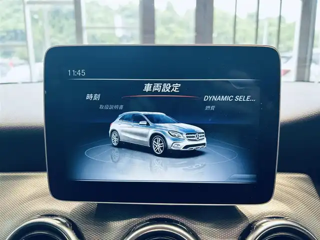メルセデス・ベンツ ＧＬＡ２２０ 4マチック 大阪府 2019(平31)年 4.1万km コスモスブラック レーダーセーフティP/純正ナビ/バックカメラ/ＴＶ/applecarplay/純正18インチAW/LEDヘッドライト/ACC/ブラインドスポット/電動リアゲート/クリアランスソナー/黒革/シートヒーター/パドルシフト/ルーフレール/ETC/ドラレコ