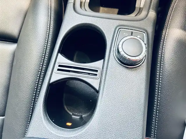 メルセデス・ベンツ ＧＬＡ２２０ 4マチック 大阪府 2019(平31)年 4.1万km コスモスブラック レーダーセーフティP/純正ナビ/バックカメラ/ＴＶ/applecarplay/純正18インチAW/LEDヘッドライト/ACC/ブラインドスポット/電動リアゲート/クリアランスソナー/黒革/シートヒーター/パドルシフト/ルーフレール/ETC/ドラレコ