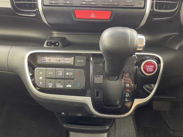 ホンダ Ｎ ＢＯＸ カスタム G SSパッケージ 熊本県 2016(平28)年 7.7万km シャイニンググレーM 純正7インチナビ（VXM-174VFXi）/フルセグTV/Bluetooth/バックカメラ/両側パワースライドドア/シティブレーキアクティブシステム/前席シートひたー/HIDヘッドライト/社外ドラレコ/ステアリングリモコン/スマートキー/プッシュスタート