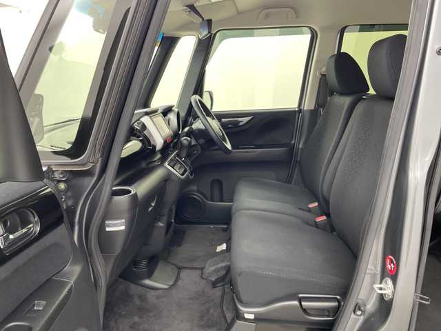 ホンダ Ｎ ＢＯＸ カスタム G SSパッケージ 熊本県 2016(平28)年 7.7万km シャイニンググレーM 純正7インチナビ（VXM-174VFXi）/フルセグTV/Bluetooth/バックカメラ/両側パワースライドドア/シティブレーキアクティブシステム/前席シートひたー/HIDヘッドライト/社外ドラレコ/ステアリングリモコン/スマートキー/プッシュスタート