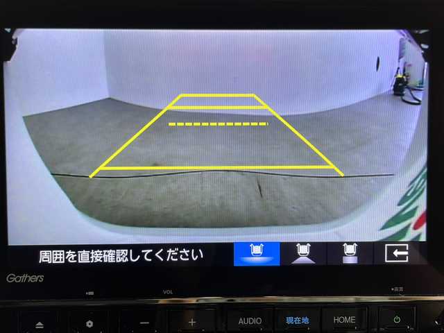 ホンダ Ｎ ＢＯＸ カスタム L ターボ スタイル+ブラック 鹿児島県 2023(令5)年 2.6万km プラチナホワイトパール 純正9インチナビ/（AM/FM/CD/DVD/Bluetooth）/バックカメラ/ビルトインETC/前席シートヒーター/両側パワースライドドア/TEIN車高調/ステアリングリモコン/パドルシフト/LEDオートライト/LEDフォグランプ/シートバックテーブル/リアドアサンシェード/フロアマット/ドアバイザー/ホンダセンシング/衝突軽減ブレーキ（CMBS）/誤発進抑制機能/歩行者事故低減ステアリング/路外逸脱抑制機能/渋滞追従機能付アダプティブクルーズコントロール（ACC）/車線維持支援システム（LKAS）/先行車発進お知らせ機能/標識認識機能/後方誤発進抑制機能/オートハイビーム