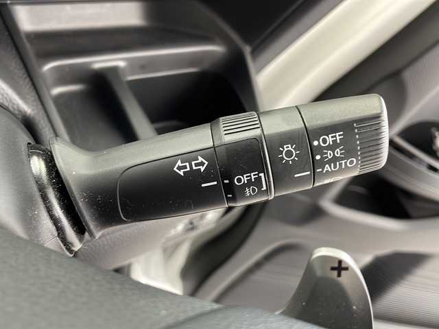 ホンダ Ｎ ＢＯＸ カスタム L ターボ スタイル+ブラック 鹿児島県 2023(令5)年 2.6万km プラチナホワイトパール 純正9インチナビ/（AM/FM/CD/DVD/Bluetooth）/バックカメラ/ビルトインETC/前席シートヒーター/両側パワースライドドア/TEIN車高調/ステアリングリモコン/パドルシフト/LEDオートライト/LEDフォグランプ/シートバックテーブル/リアドアサンシェード/フロアマット/ドアバイザー/ホンダセンシング/衝突軽減ブレーキ（CMBS）/誤発進抑制機能/歩行者事故低減ステアリング/路外逸脱抑制機能/渋滞追従機能付アダプティブクルーズコントロール（ACC）/車線維持支援システム（LKAS）/先行車発進お知らせ機能/標識認識機能/後方誤発進抑制機能/オートハイビーム