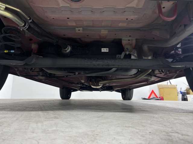 スズキ ハスラー HYBRID G 福岡県 2020(令2)年 4万km フェニックスレッドパール/ガンメタリック2トーンルーフ 社外メモリナビ/・CD/DVD/BT/フルセグTV/・バックモニター/スズキセーフティサポート/・衝突被害軽減ブレーキ/・誤発信抑制機能/・車線逸脱抑制機能/・車線逸脱警報/・ふらつき警報/・標識認識機能/・先行車発進お知らせ機能/・ハイビームアシスト/コーナーセンサー/シートヒーター（D/N)/ステアリングリモコン/ドライブレコーダー前後/ETC/アイドリングストップ/ヘッドライトレベライザー/スマートキー/・プッシュスタート/・スペアキー/フロアマット/ドアバイザー