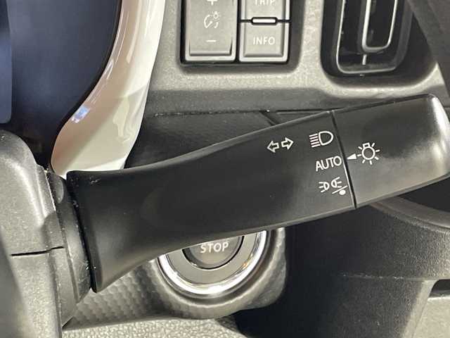 スズキ ハスラー HYBRID G 福岡県 2020(令2)年 4万km フェニックスレッドパール/ガンメタリック2トーンルーフ 社外メモリナビ/・CD/DVD/BT/フルセグTV/・バックモニター/スズキセーフティサポート/・衝突被害軽減ブレーキ/・誤発信抑制機能/・車線逸脱抑制機能/・車線逸脱警報/・ふらつき警報/・標識認識機能/・先行車発進お知らせ機能/・ハイビームアシスト/コーナーセンサー/シートヒーター（D/N)/ステアリングリモコン/ドライブレコーダー前後/ETC/アイドリングストップ/ヘッドライトレベライザー/スマートキー/・プッシュスタート/・スペアキー/フロアマット/ドアバイザー